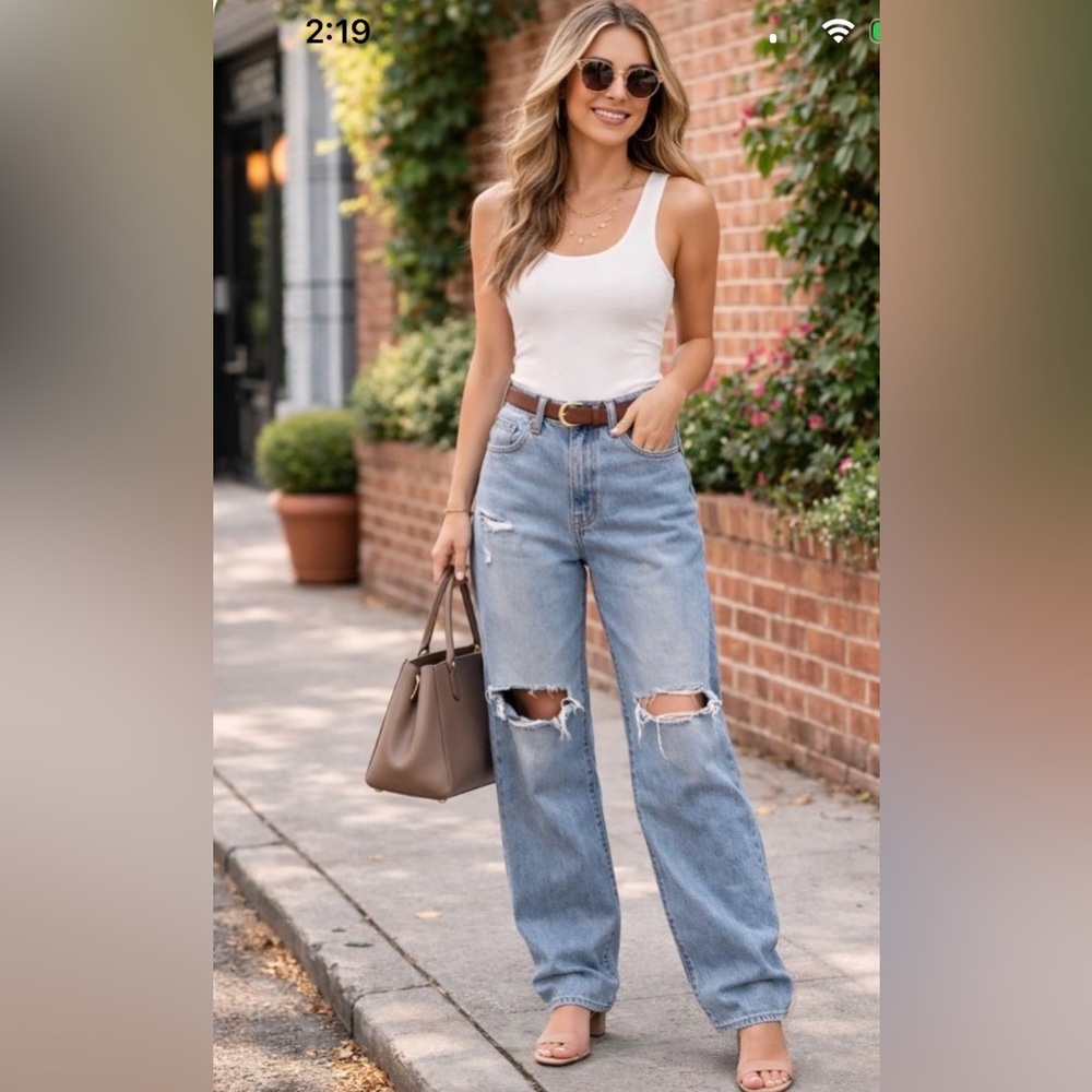 Lovers + Friends Dustin Boyfriend jeans.